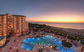 Sea Pearl Beach Resort & Spa  5*